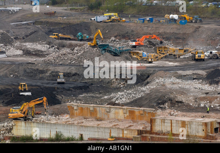 Website der ehemaligen Corus Stahlwerke in Ebbw Vale oder Gwent South Wales UK zurückgefordert werden Stockfoto