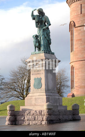 Flora MacDonald Jacobite Heldin vor Inverness Castle Stockfoto