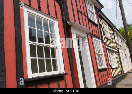 Bunte Häuser im Dorf von Coggeshall Essex UK Stockfoto