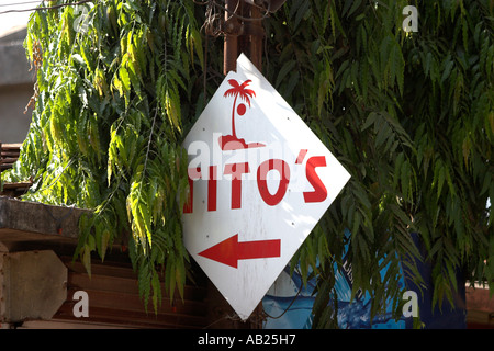 Melden Sie für bekannte Titos Diskothek Disco-Bar und Restaurant Calangute Goa Indien Stockfoto
