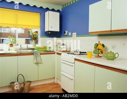 Innenausbau Küche Bereich grün und gelb-detail Stockfoto