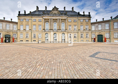 Christian VIII Palast, auch bekannt als die Levetzau auf Amalienborg in Kopenhagen. Stockfoto