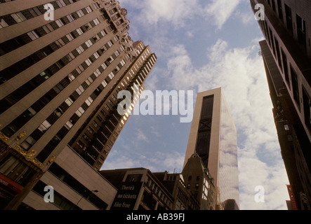 New York City NYC Wolkenkratzer Schatten Reflexion traditionelle moderne styles Stockfoto