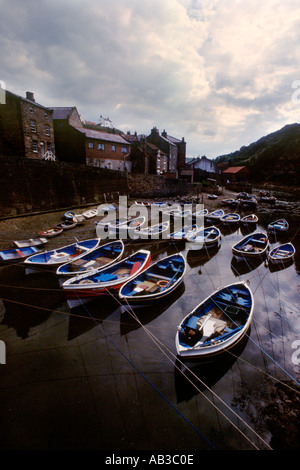 Staithes Ostküste Hafen England Stockfoto