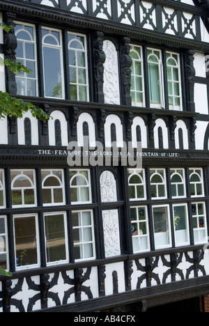 Chester. Tudor halbe mittelalterlichen Fachwerkhaus an der Park Street im historischen walled Stadt Chester Stockfoto