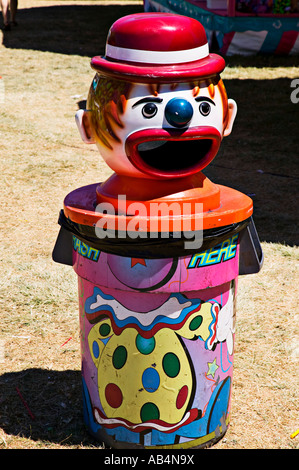 Clown Mülleimer am Messegelände Stockfoto