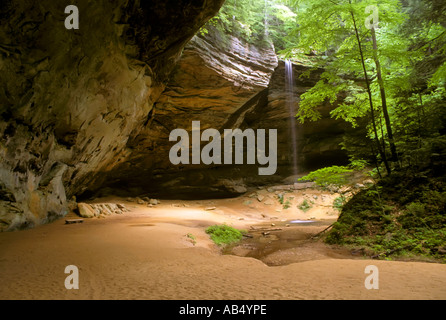 Wasserfälle bei Ash Höhle malerische Wasserfälle bei Hocking Hills State Park Ohio OH Stockfoto