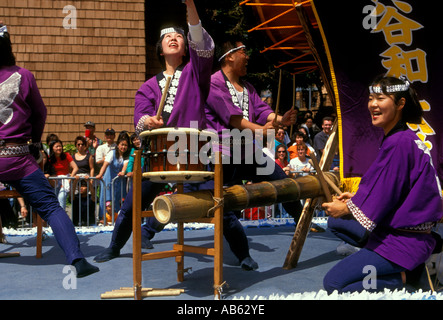 Japanisch, Taiko-Trommler, Taiko-Trommler, Schlagzeuger, Trommler, Cherry Blossom Festival, Japantown, San Francisco, Kalifornien Stockfoto