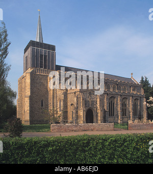 Der St. Mary Magdalene-Kirche auf einem Hügel oberhalb der Suffolk Dorf von Bildeston den Stein Turm stürzte am Himmelfahrtstag 1975 Stockfoto