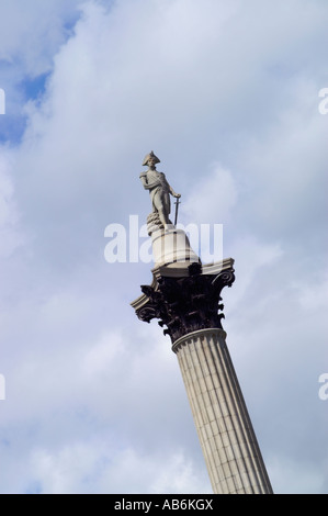 Nelsons Säule Trafalgar Square Westminster London England UK Stockfoto