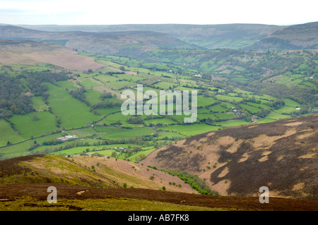 Blick auf Ackerland vom Zuckerhut Abergavenny Monmouthshire South Wales UK Stockfoto