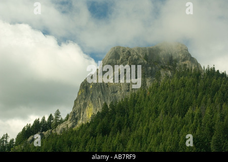 USA-OREGON, Pilot Rock, 5908 hohe alte vulkanische Stecker, CASCADE-SISKIYOU NATIONAL MONUMENT Stockfoto