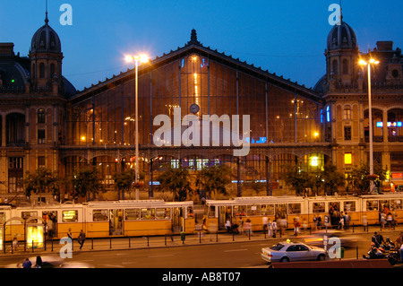 Außenansicht des Budapester Westbahnhof, August de Serres in Budapest Ungarn geplant Stockfoto