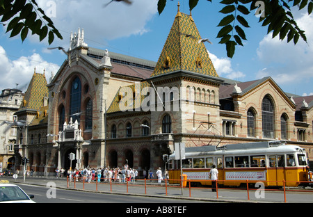 Die Außenseite des vasarcsarnok die große Halle im Jahre 1897 in Budapest, Ungarn gebaut Stockfoto