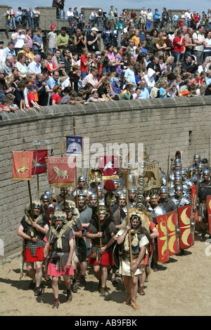 DEU Deutschland Xanten Romans Festival in der archäologische Park historischen Show des täglichen Lebens der normalen Menschen und militärisches personal Stockfoto