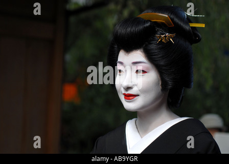 Maiko (Lehrling Geisha) in der Gion Bezirk von Kyoto Stockfoto