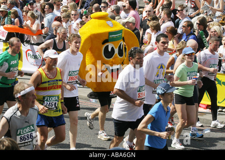 Tower Bridge London Marathon laufen Stockfoto