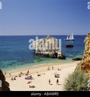 Portugal, Algarve, Albufeira, Praia de Sao Rafael Strand (São Rafael) im Sommer Stockfoto