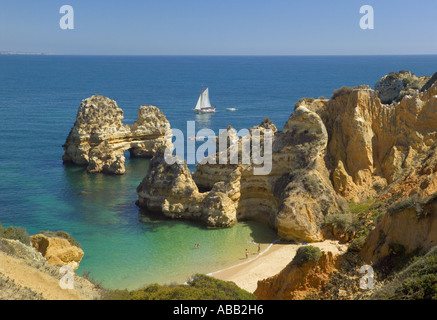 Lagos, Praia Do Camilo, Felsformationen und den Strand Stockfoto