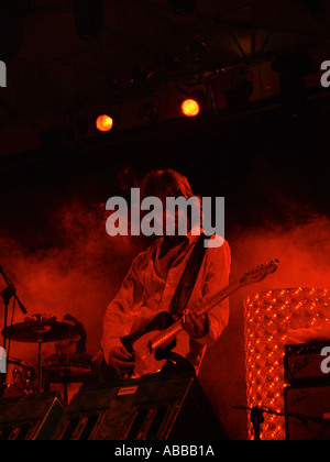 Le Vibrazioni in Konzert Stockfoto