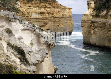 Klippen am Loch Ard Gorge, Shipwreck Coast auf die zwölf Apostel-Felsen, Victoria, Australien Stockfoto