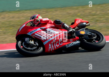 Italienische Loris Capirossi Reiten für das Ducati Marlboro Team in der 2007 Katalonien Moto GP, Barcelona, Barcelona, Spanien Stockfoto