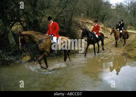 Jagd mit Hunden das Tal des Weißpferdfuchses Jagd. Gloucestershire England 1980er Jahre 1985 Vereinigtes Königreich HOMER SYKES Stockfoto