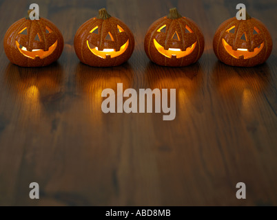 Reihe von Kürbis Ornamente Stockfoto