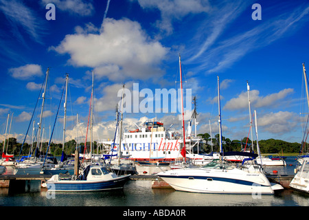 Isle of Wight Fähre, Lymington Harbour, Hampshire; England; Großbritannien; UK Stockfoto