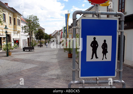 Österreich - Burgenland - Eisenstadt - Fußgängerzone Stockfoto