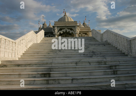 Treppe am Shri Swaminarayan Mandir (Tempel) in Neasden UK Stockfoto