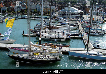 Cowes Yacht Haven am Fluss Medina in Cowes Isle Of Wight England UK Stockfoto