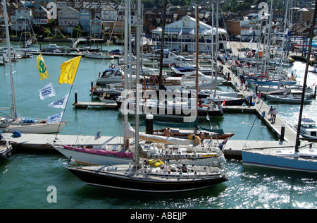 Cowes Yacht Haven am Fluss Medina in Cowes Isle Of Wight England UK Stockfoto