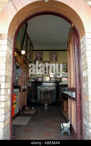 Highley Bahnhof Eingang auf die Severn Valley Dampf Eisenbahn England UK Stockfoto