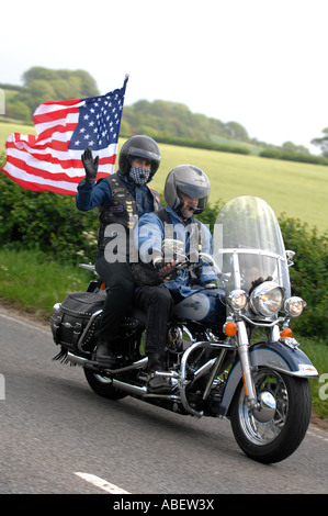 Harley Davidson Motorrad mit amerikanischen Flagge Stockfoto