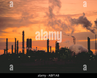 Chemische Werke in der Dämmerung; Chemieareal bei Wilton, Teesside, Cleveland, England, UK. Stockfoto