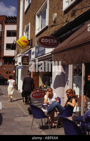 Cafe im Bute Street South Kensington London SW7 England Großbritannien uk United kingdom Stockfoto