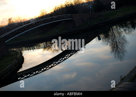 Ansichten über Kanäle in den West Midlands Dudley Port Kanäle waren das Rückgrat der Transport des Vereinigten Königreichs vor dem Bahnübergang haben Sie Stockfoto