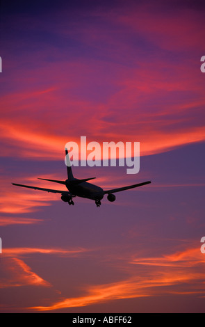 Flugzeug Landung in Heathrow UK Stockfoto