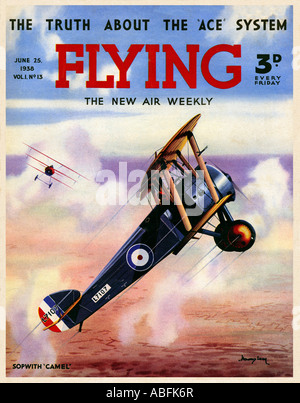 Fliegen mit der legendären britischen WWI Kämpfer in einen Luftkampf mit einem Fokker Dreidecker Sopwith Camel 1938 Magazin-cover Stockfoto