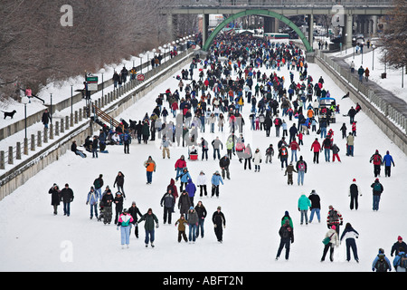 Kanal-Skating auf der weltweit längsten Eislaufbahn Stockfoto