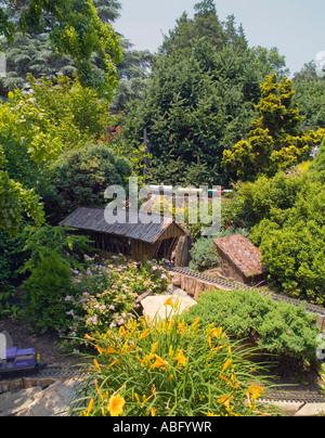 Modell-Eisenbahn, Morris Arboretum, Philadelphia, Pennsylvania, USA Stockfoto