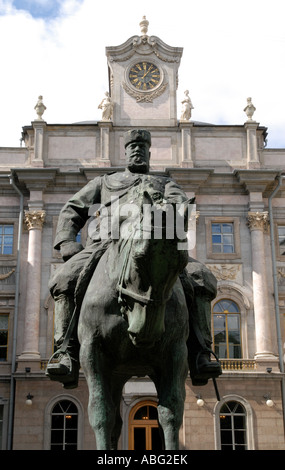 Statue von Zar Alexander III vor russischen Museum, Sankt Petersburg Stockfoto