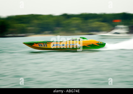 Motorboot-Rennen findet auf den St. Clair River in Michigan St Clair Stockfoto