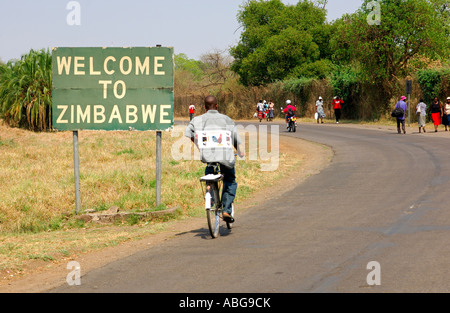 Grenzübergang von Lingstone, Sambia nach Victoria Falls, Simbabwe, Afrika Stockfoto