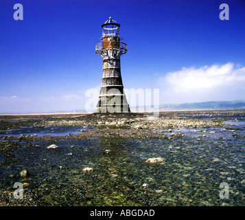 Verlassener viktorianischer schmiedeeiserner Leuchtturm, Whiteford Point, Gower Peninsula, Südwales. Stockfoto