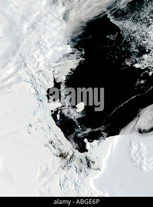 29. Januar 2007 - B-15J Eisberg im Rossmeer, Antarktis (vor Aufbruch). Stockfoto