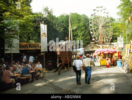 Annafest Forchheim Deutschland, am frühen Abend. Stockfoto