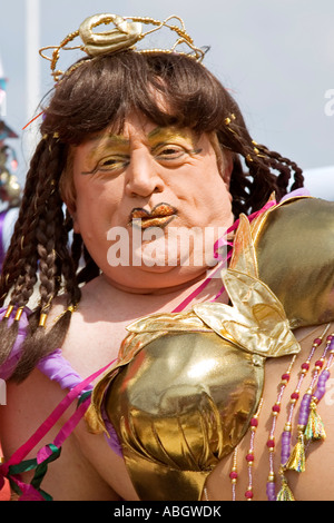 Pride-Parade mit Carry On Film Thema, Brighton, UK, 2006 Stockfoto