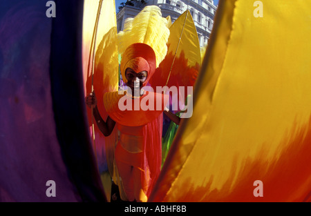 Junge Frau am Notting Hill Carnival Stockfoto
